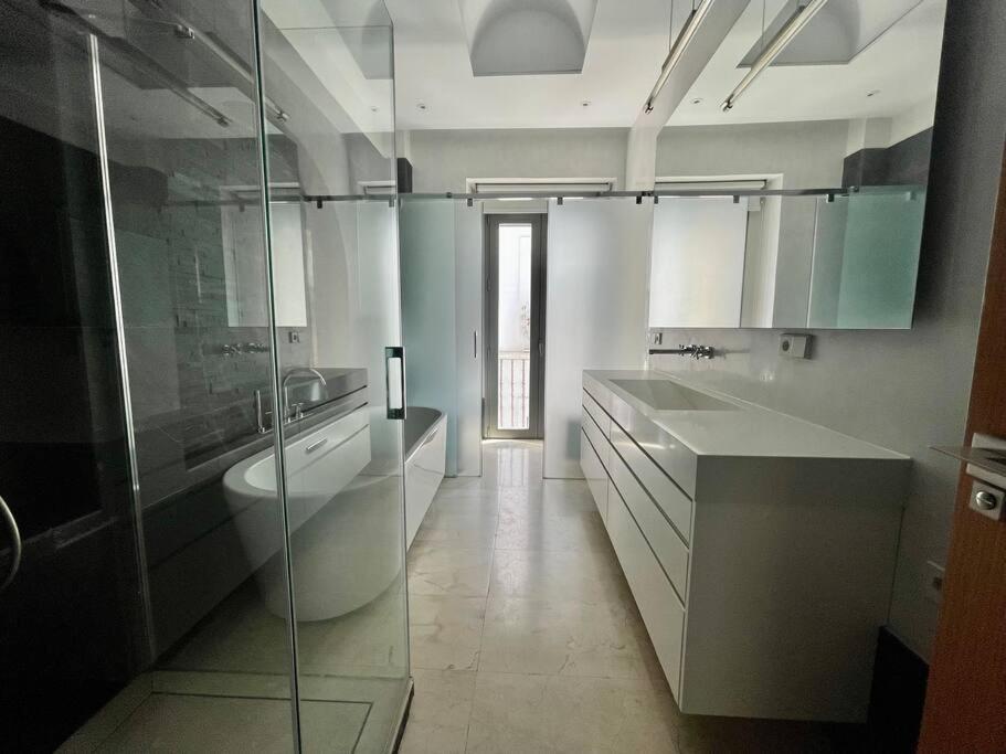 세비야 Fdez Amazing House By Cathedral And Giralda With Private Pool 빌라 외부 사진