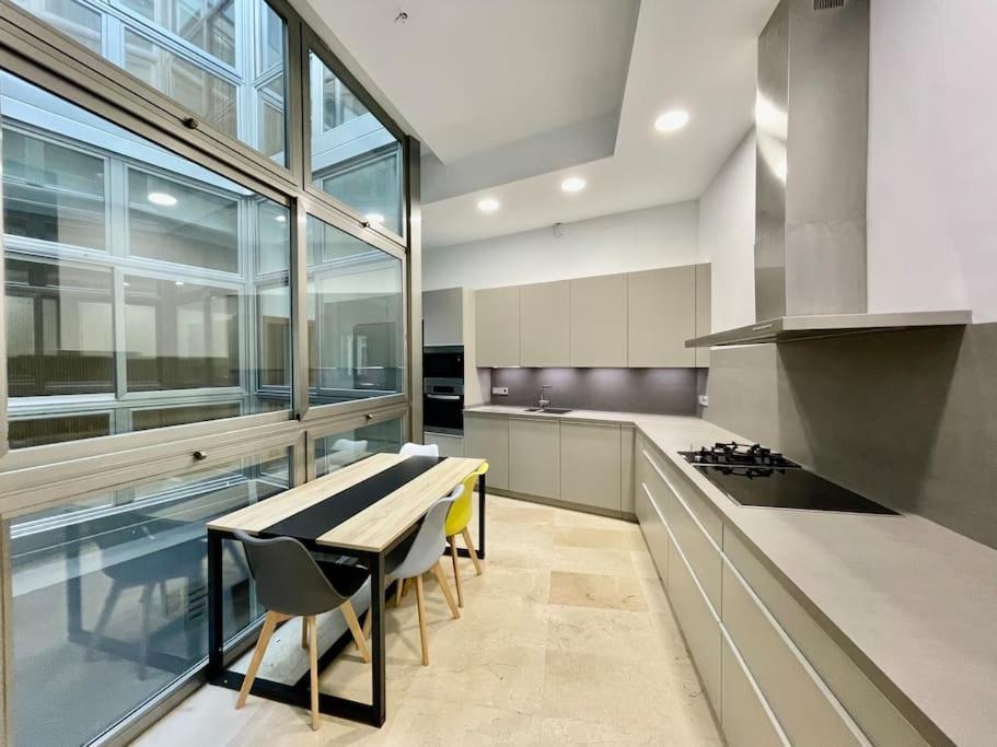 세비야 Fdez Amazing House By Cathedral And Giralda With Private Pool 빌라 외부 사진