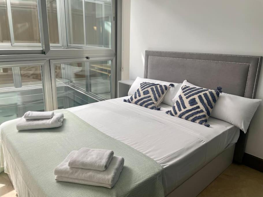 세비야 Fdez Amazing House By Cathedral And Giralda With Private Pool 빌라 외부 사진