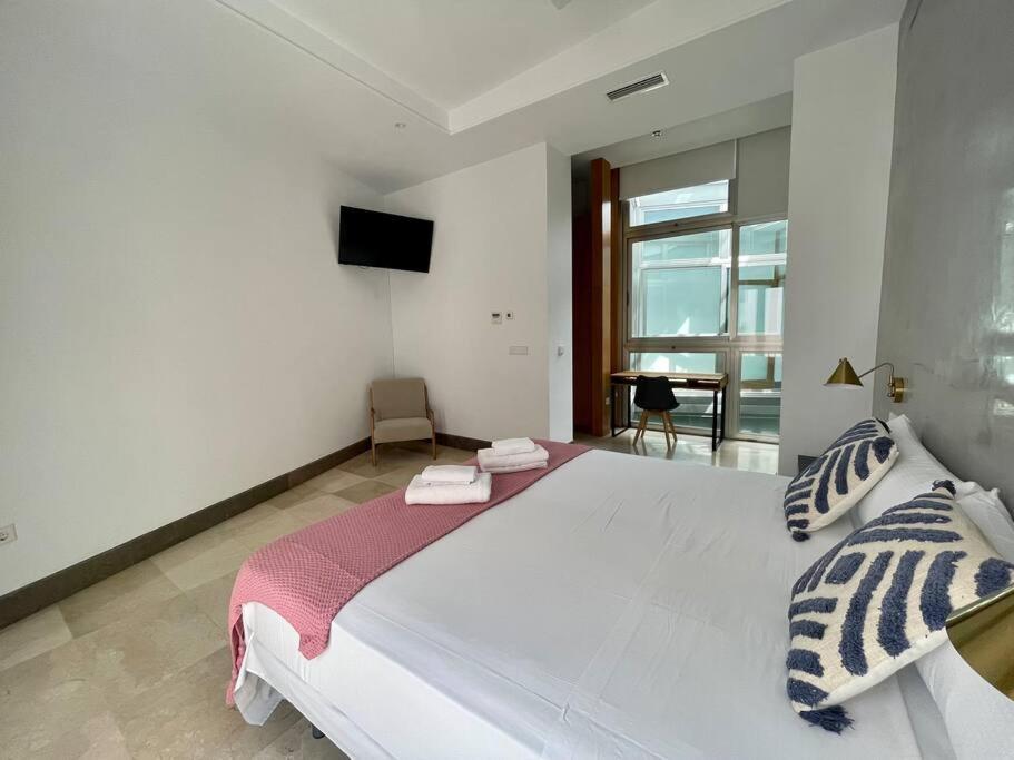 세비야 Fdez Amazing House By Cathedral And Giralda With Private Pool 빌라 외부 사진